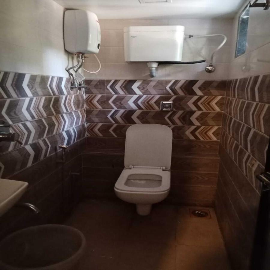 Borivali Executive - Near Borivali Railway Station Hotel 3*
