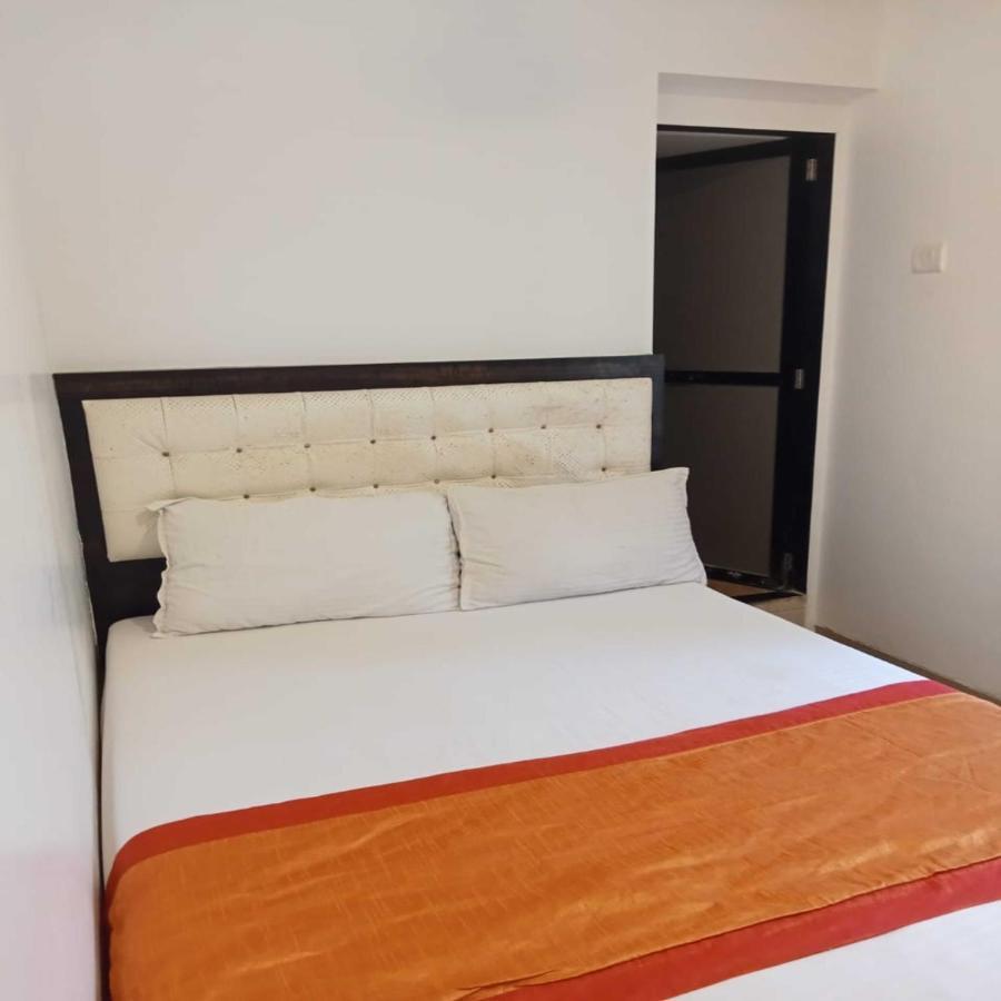 Borivali Executive - Near Borivali Railway Station 3* Bombay